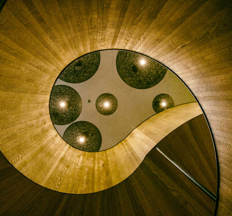interior-museum museum stairway lighting