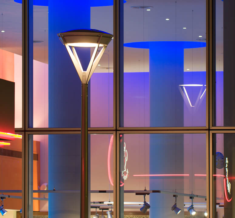 retail lighting street lighting in city centre